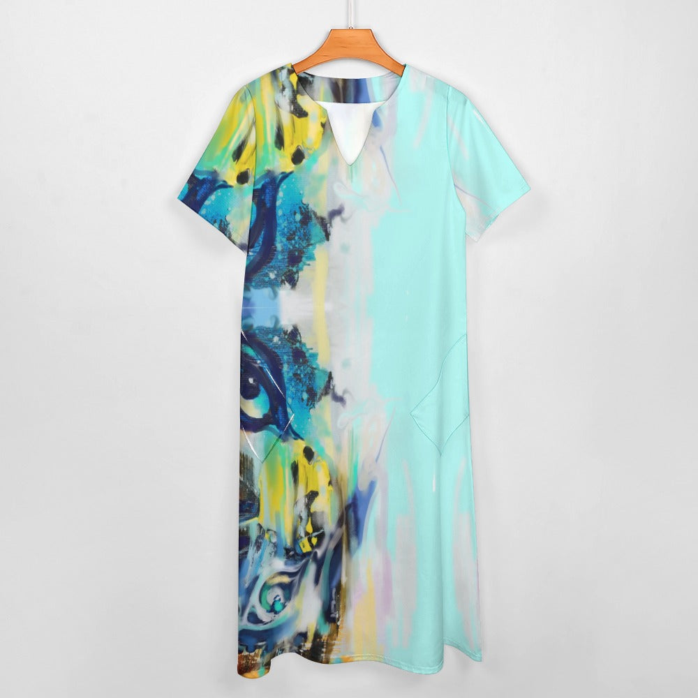 Short sleeved loose fitting dress with pockets
