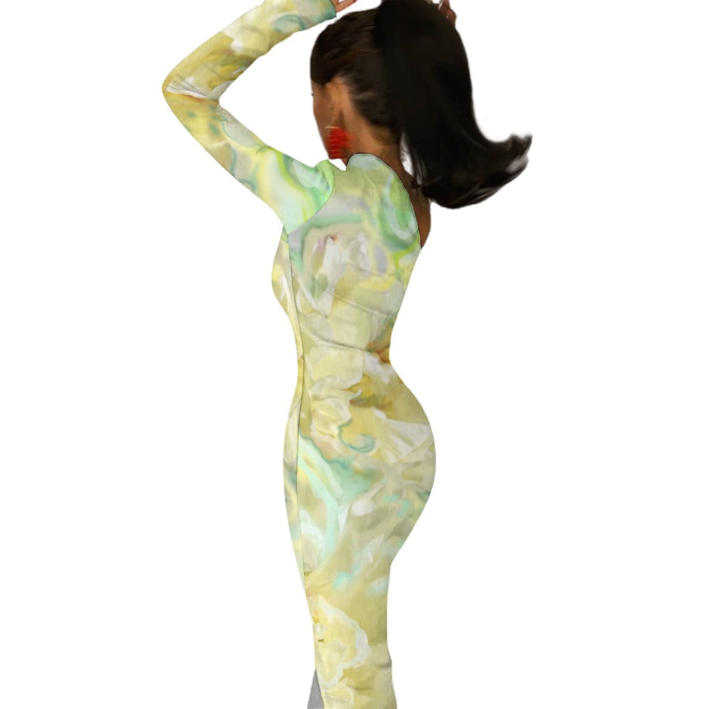 Kleid mit halblangen Ärmeln und Schlitz