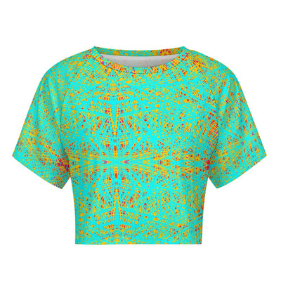 Short sleeved navel exposed