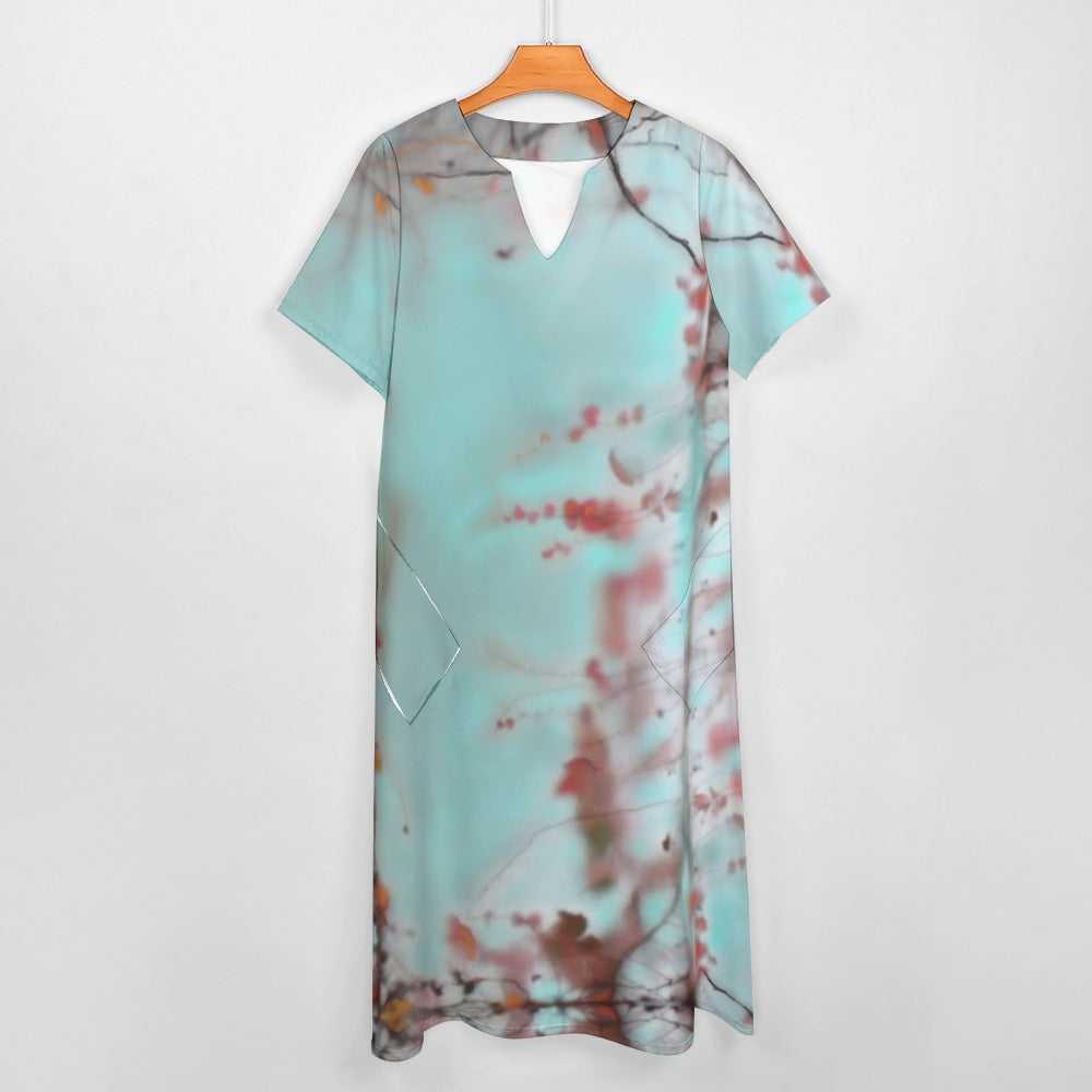 Short sleeved loose fitting dress with pockets