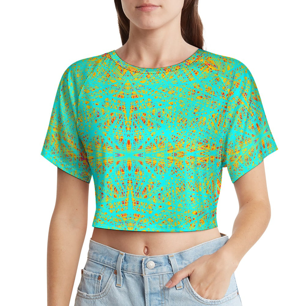 Short sleeved navel exposed