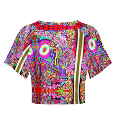 Short sleeved navel exposed