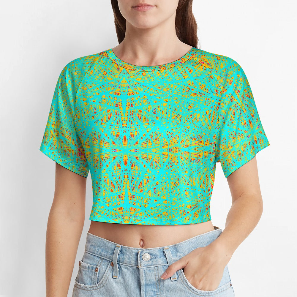 Short sleeved navel exposed