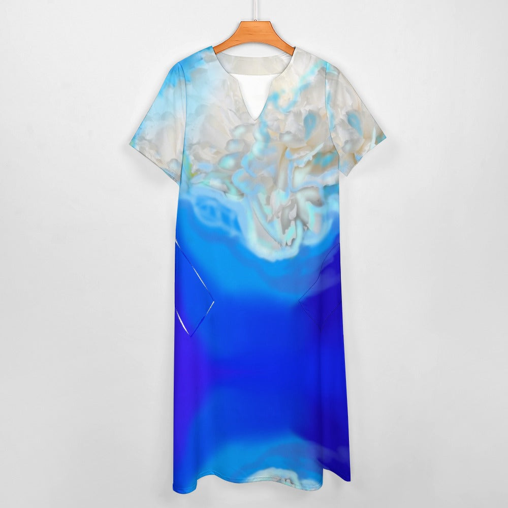 Short sleeved loose fitting dress with pockets