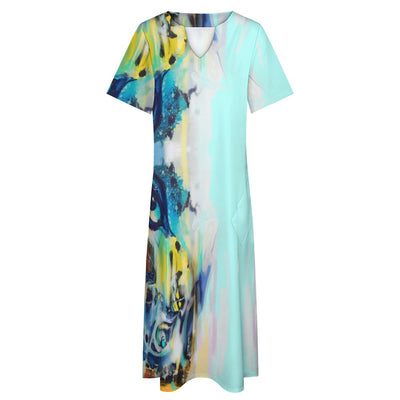 Short sleeved loose fitting dress with pockets